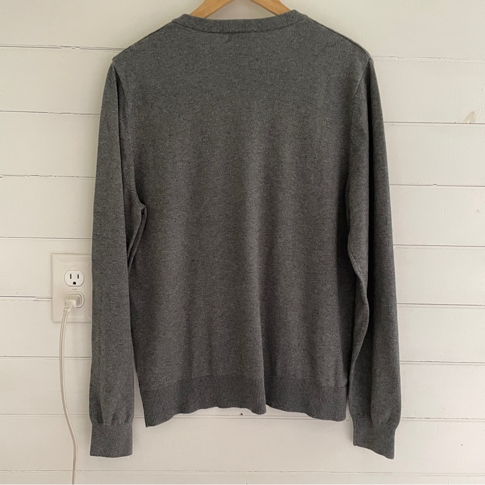 NWT Merona Gray V-Neck Sweater - Picture 4 of 4